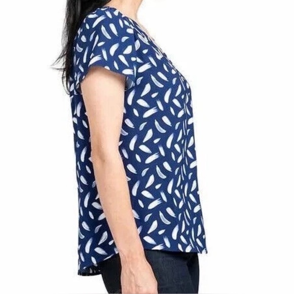 Hilary Radley Tops - Hilary Radley V-Neck Blouse with Leaf Pattern in Indigo & Off-White, Like New